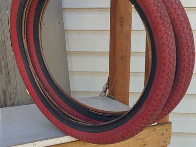 Bike tires 20x2.30 pair/bicycle/red/wheels