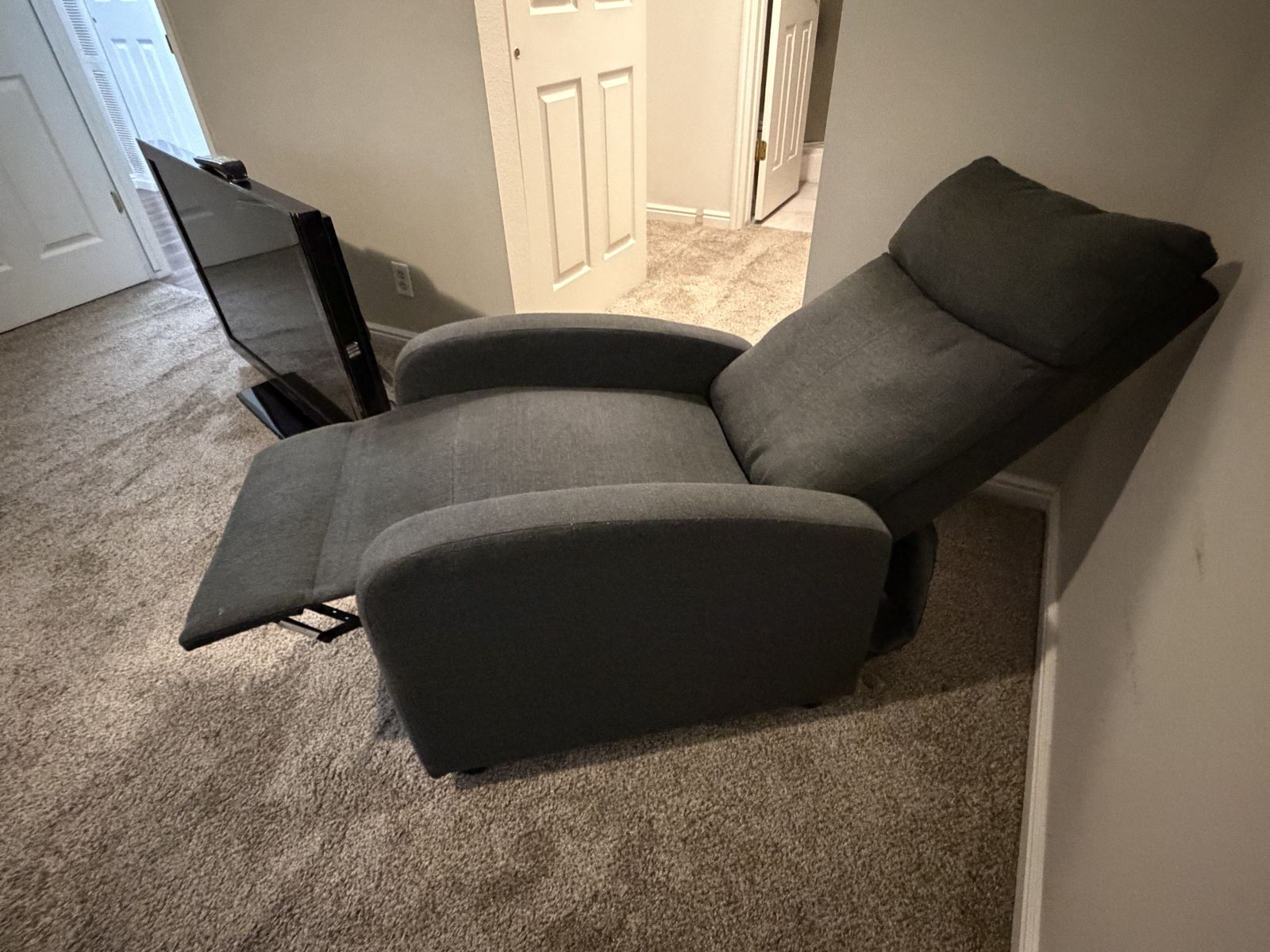Recliner Chair