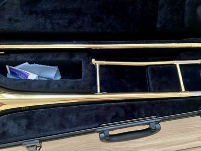 YAMAHA ADVANTAGE 200AD TROMBONE w/CASE - EXCELLENT CONDITION!
