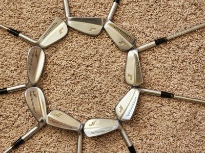 Legendary Golf Clubs! Bridgestone Jumbo MTNIII Pro Model iron set imported from Japan