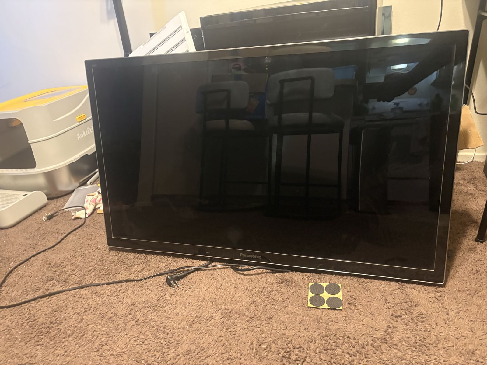 42” Panasonic tv
