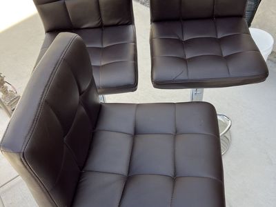Counter height swivel chair
