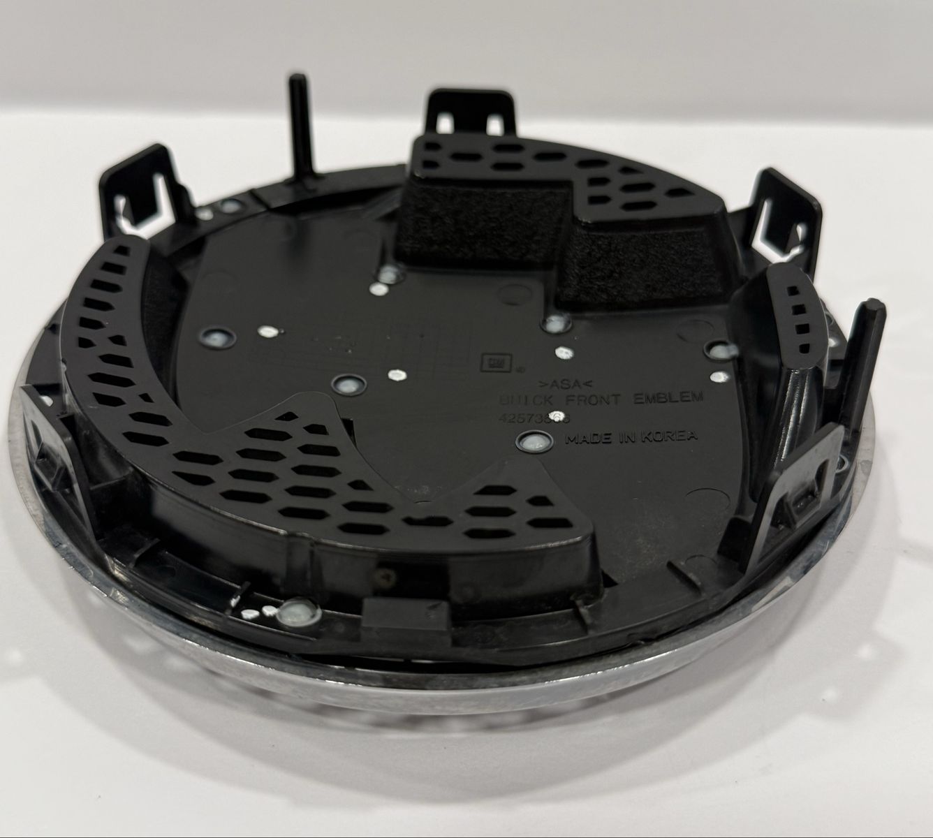 Main image 3
