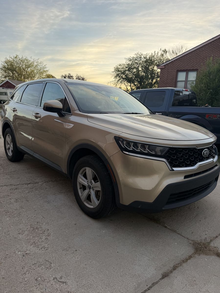 2021 Kia Sorento LX