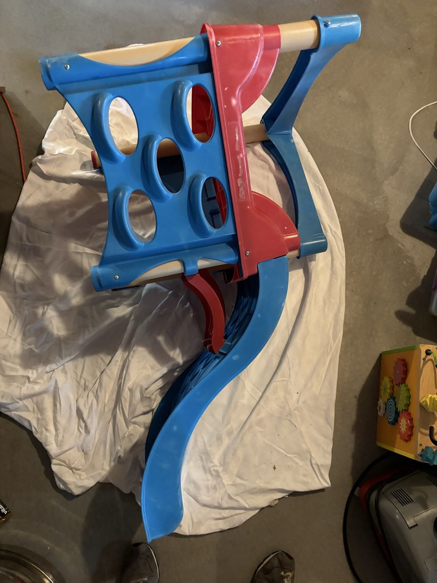 Main image 3