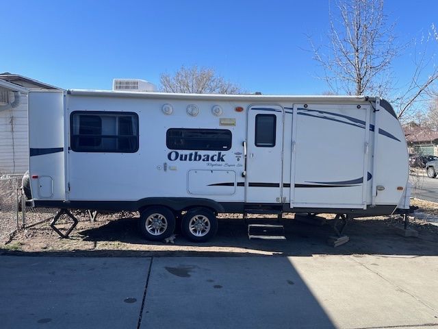 Keystone Outback Super-Lite Travel Trailer