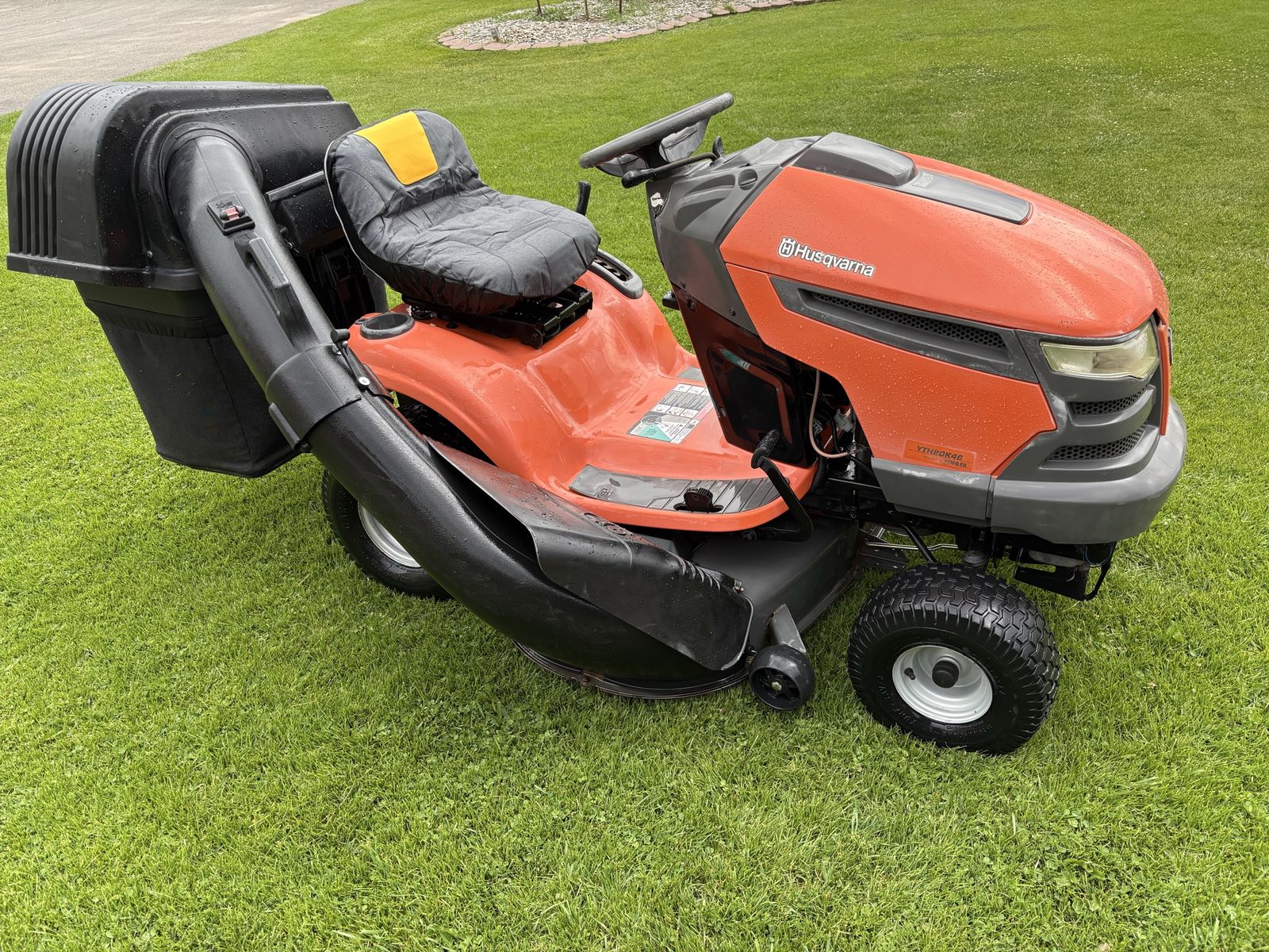 Husquvarna riding mower