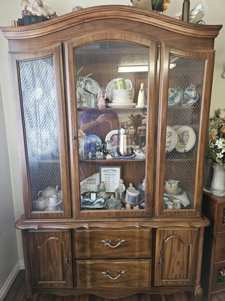 China Hutch