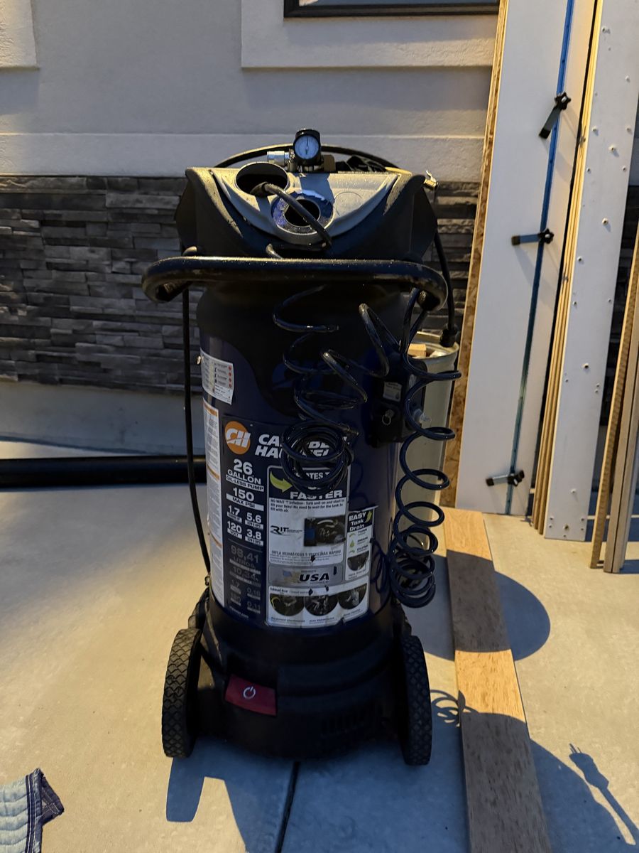 Campbell Hausfeld 26-Gallon Air Compressor