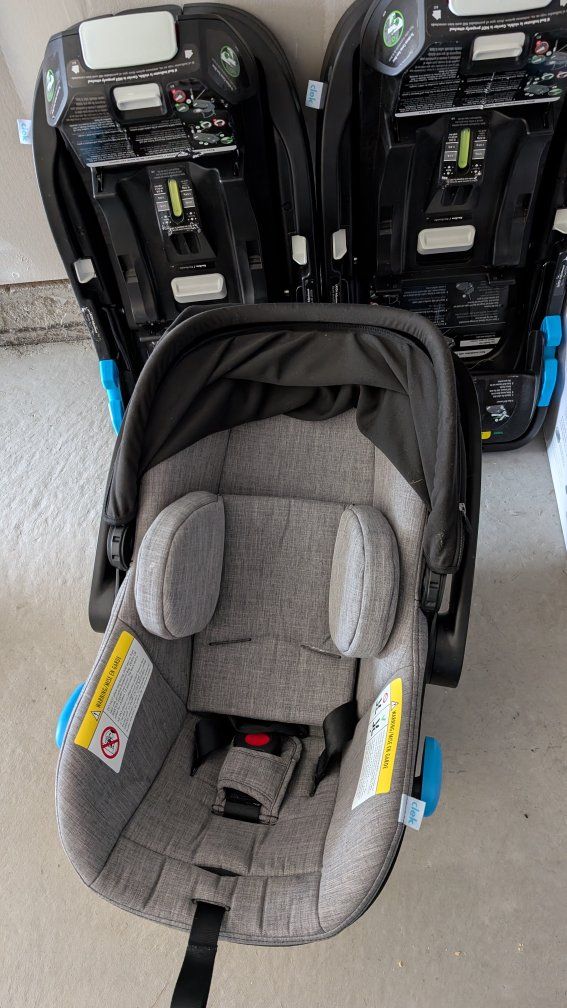Clek Liing Infant Car Seat w/ 2nd Base
