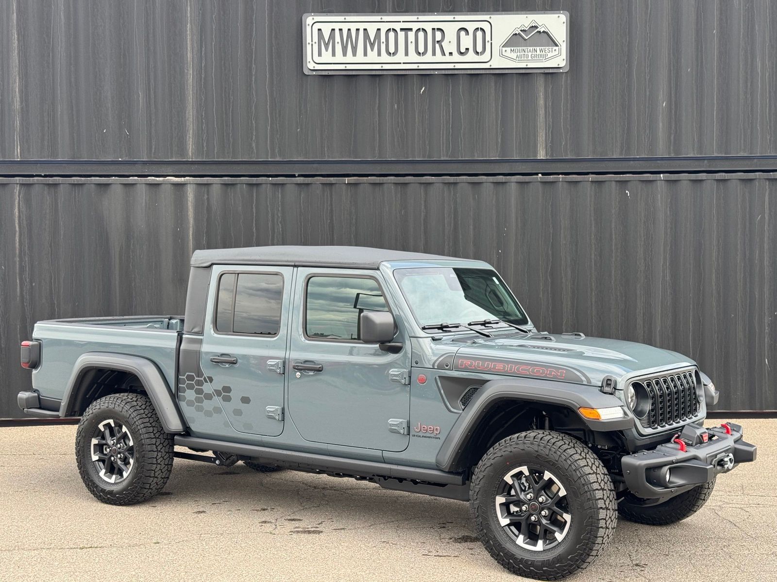 2026 Jeep Gladiator Shadow Ops
