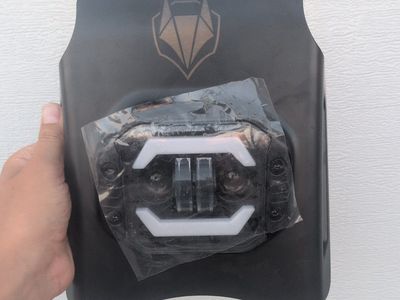 Mac Fox front plate with functional light.