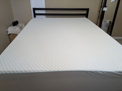 QUEEN Bed