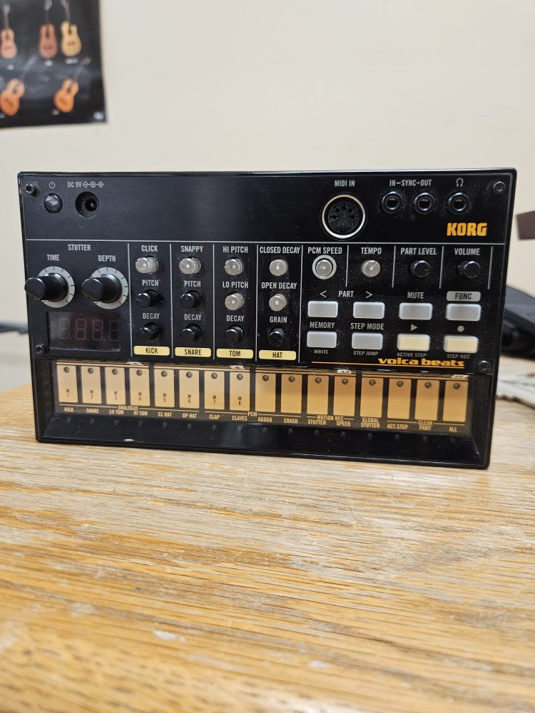 Korg Volca Beats Analog Drum Machine