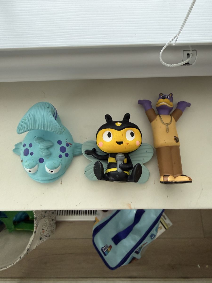 Doggyland Tonie, Pout pout fish Tonie, children songs (bugs!) Tonie