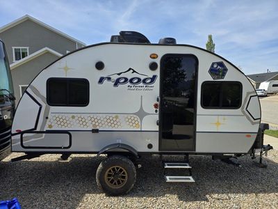 2023 R-pod 171 Hood river edition