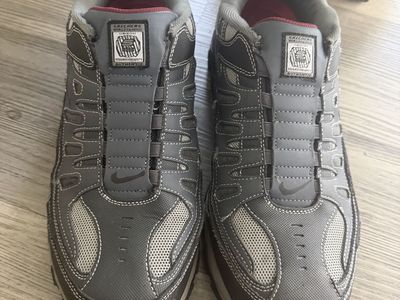 Skechers Authentic Men's Gray & Red Memory Foam Athletic Shoes Size 11.5