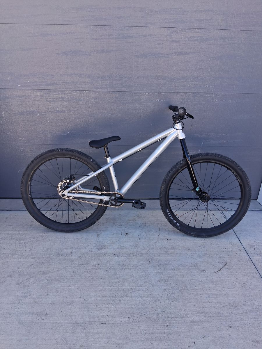 GT labomba 26" dirt jumper