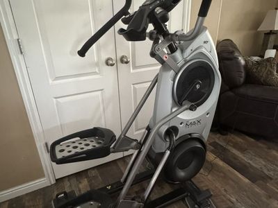 BowFlex M7 Max Trainer Elliptical