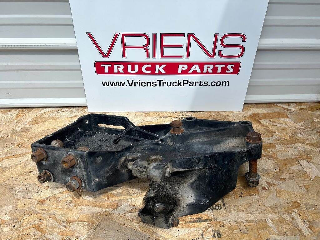 Kenworth T800 Bracket