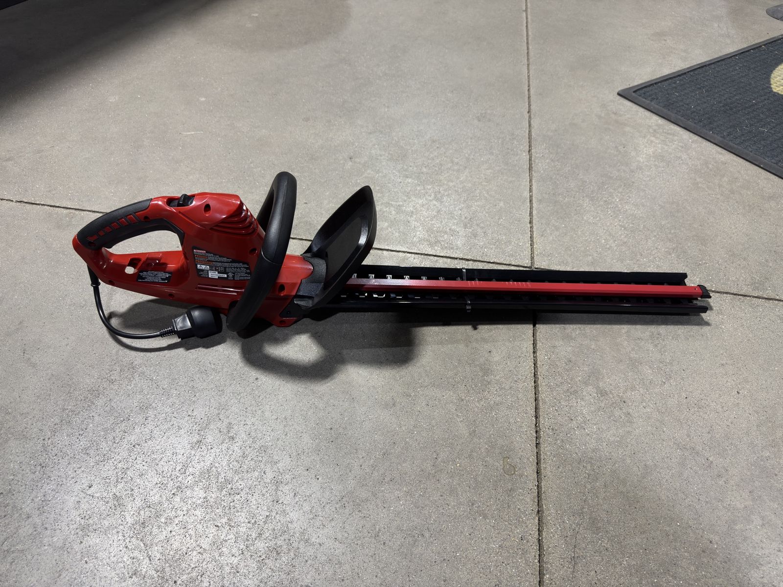Toro Electric Hedge Trimmer Yard Tool