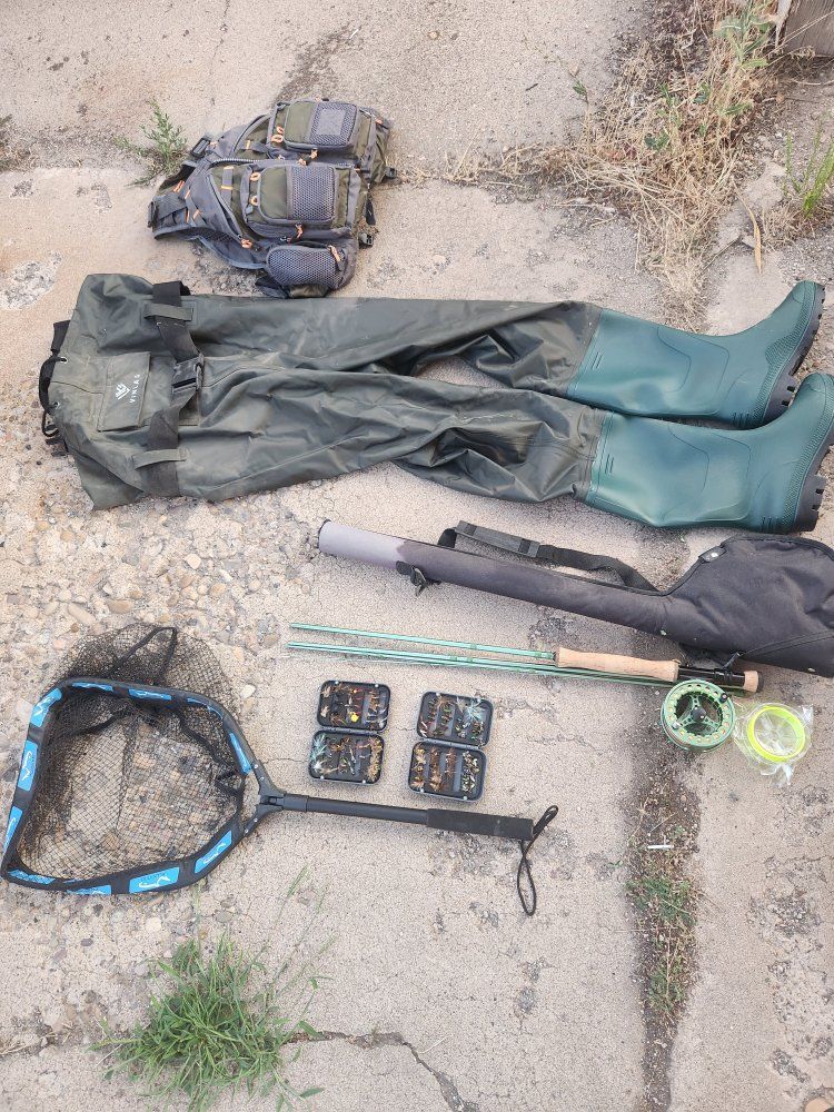 Complete Fly Fishing Setup - Waders Size 10, Fly Rod, Reel, Net, Vest & Flies