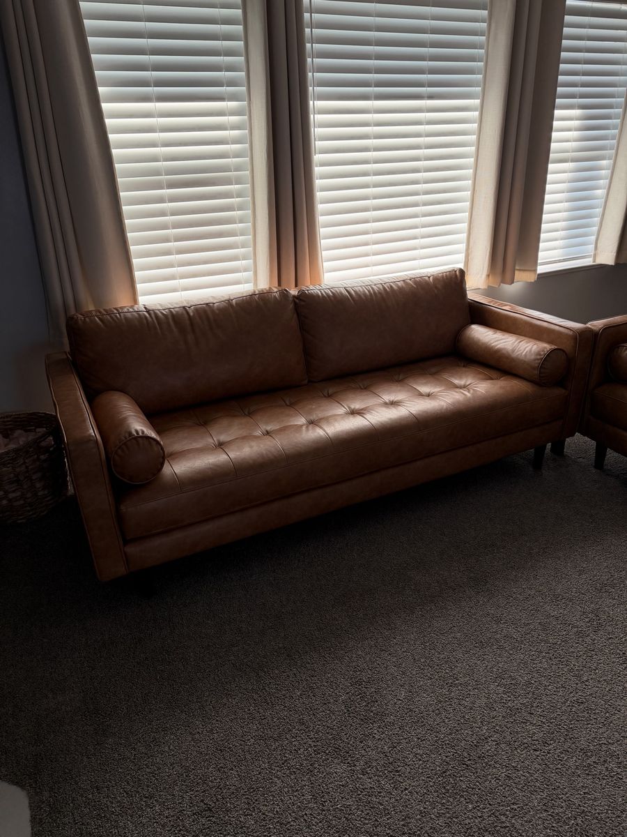 Main image 4