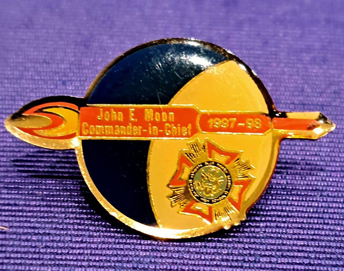 Vintage Veterans of Foreign Wars (VFW) Lapel Pin