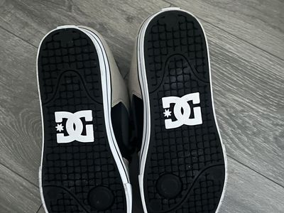 Brand New DC Shoes Make Offer