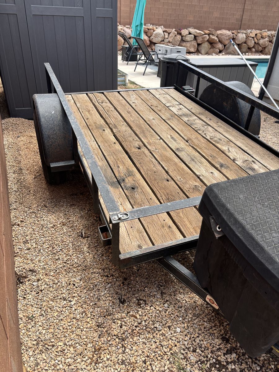 5x8 Flat Trailer