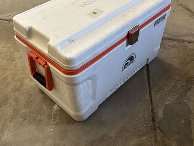 Igloo Super Tough STX 72 Quart Cooler White and Orange