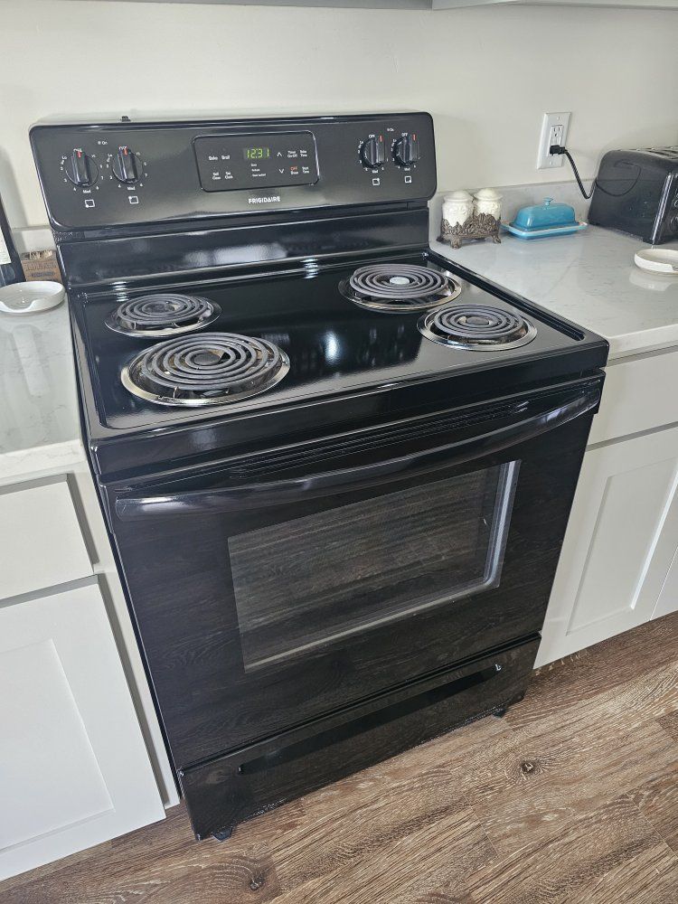 Frigidaire Electric Range Black Stove Self-Cleaning Oven