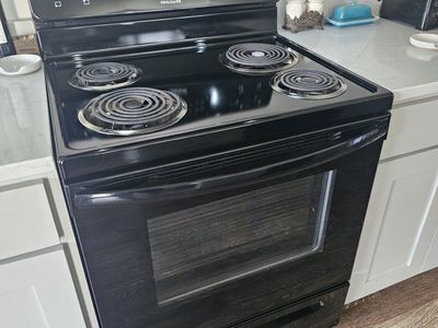 Frigidaire Electric Range Black Stove Self-Cleaning Oven