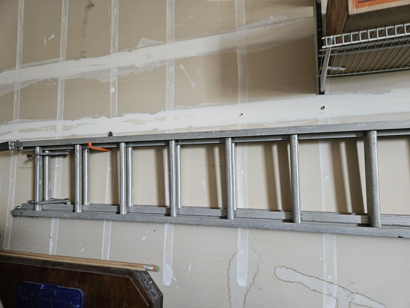 Aluminum Extension Ladder 40 foot