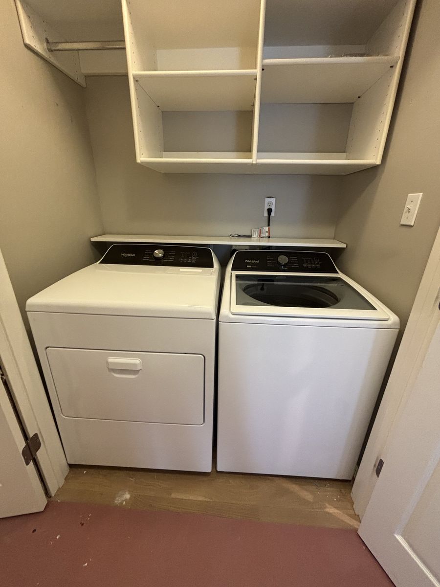 Whirlpool Washer and Electric Dryer Set White