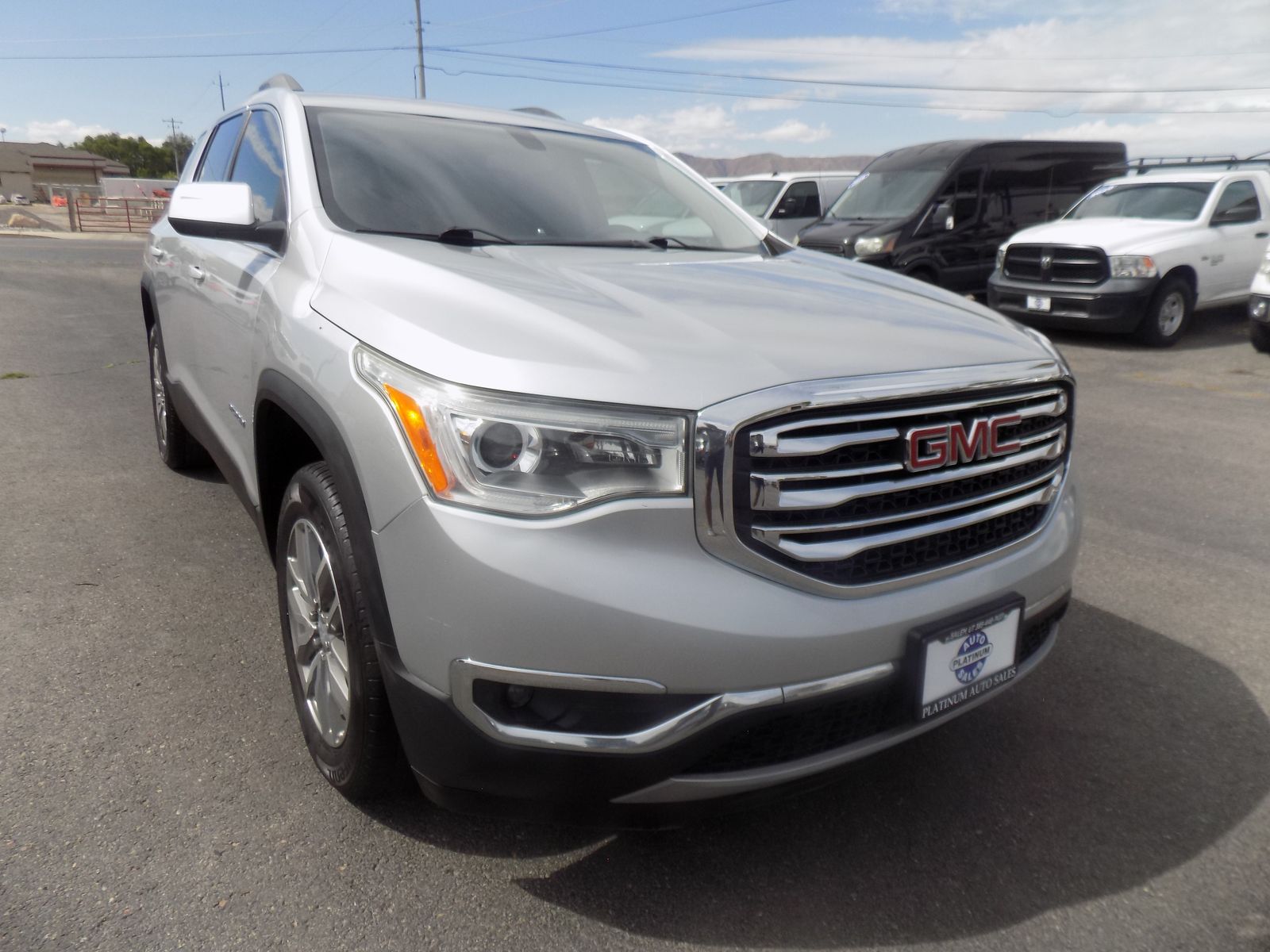 2017 GMC Acadia SLE-2