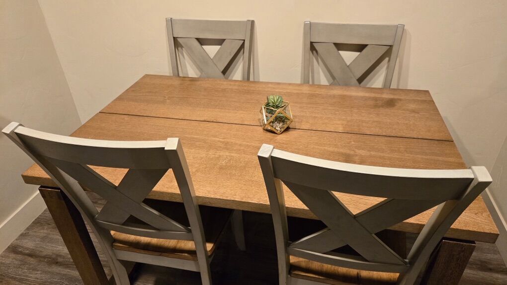 Kitchen Table And Chairs