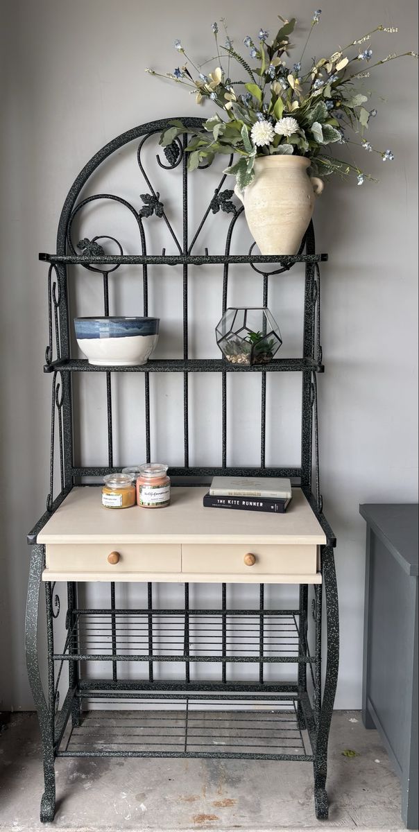 Baker’s Rack