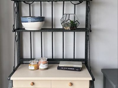 Baker’s Rack