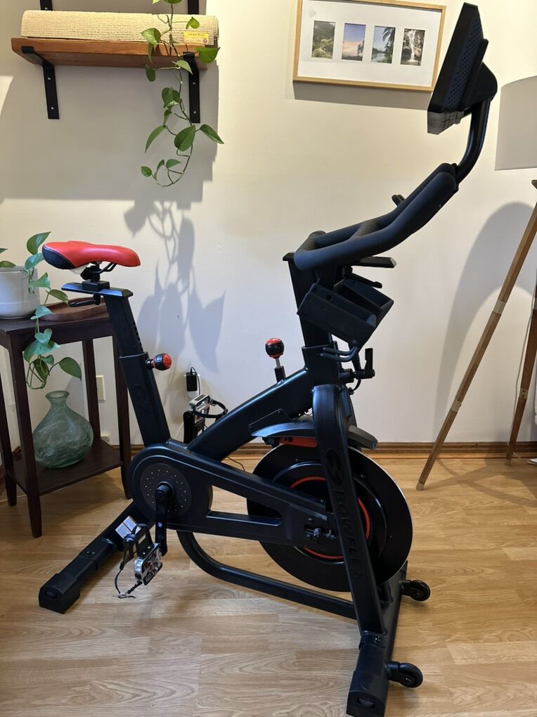 Bowflex C7 Exercise Bike
