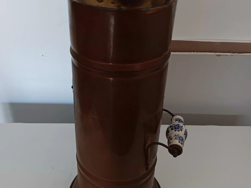 Main image 1