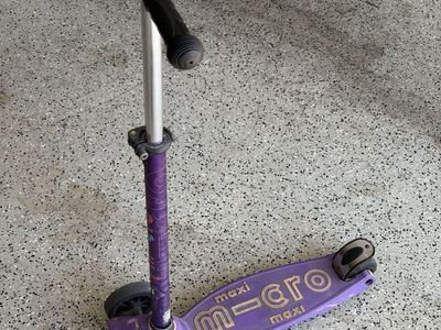 Maxi Micro Kids Scooter
