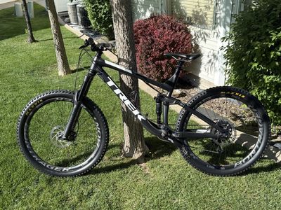 New TREK Remedy 8, the sweet spot. If you know, you know . Asking 1,700. O.B.O.
