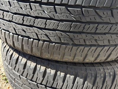 2 Yokohama Geolandar AT 225/60 R17