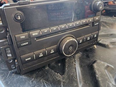 Delphi GM Part 15868809 Car Audio System Radio Receiver - Untested