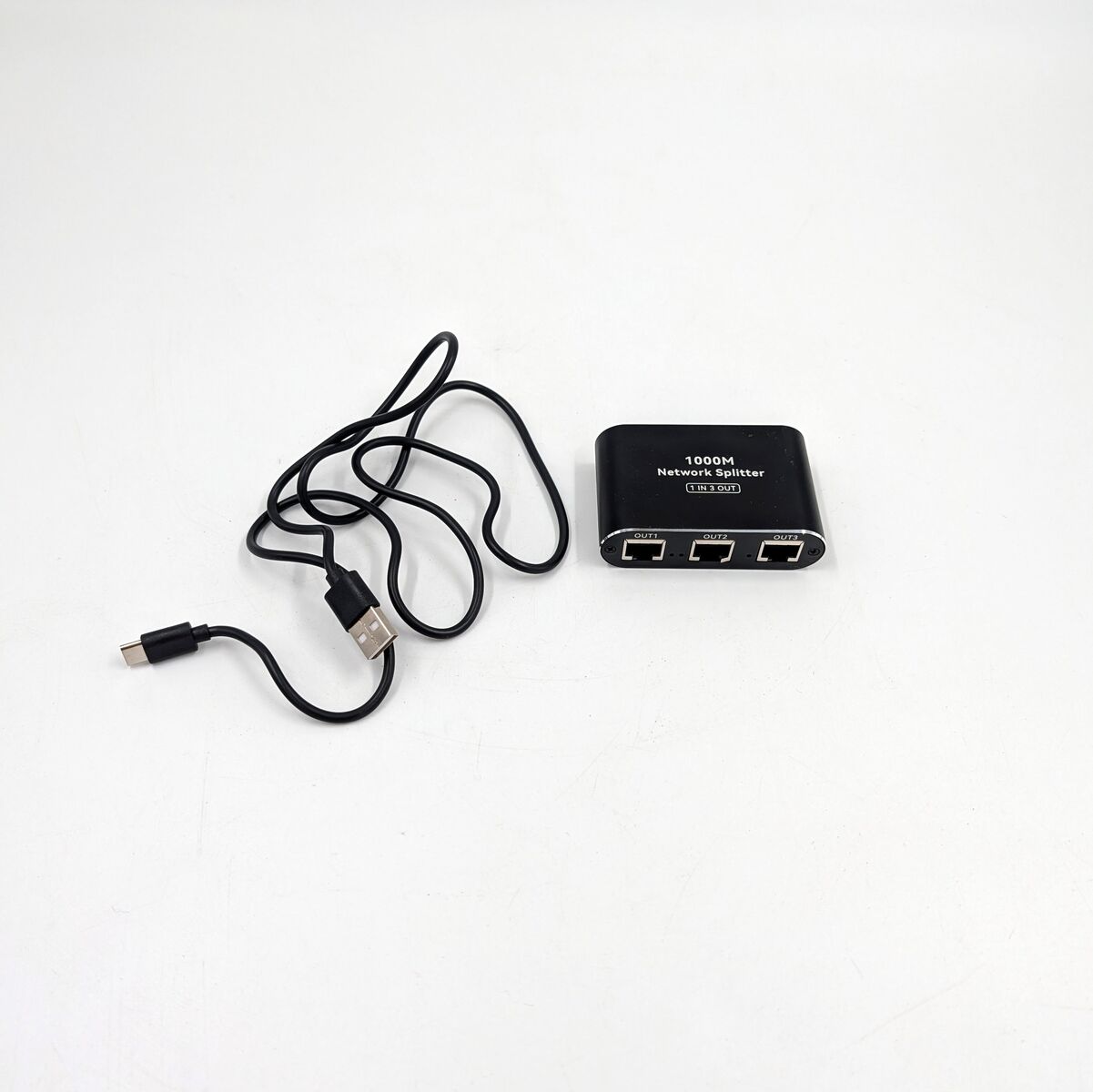 1000M Network Ethernet Network 1 to 3 Splitter Black