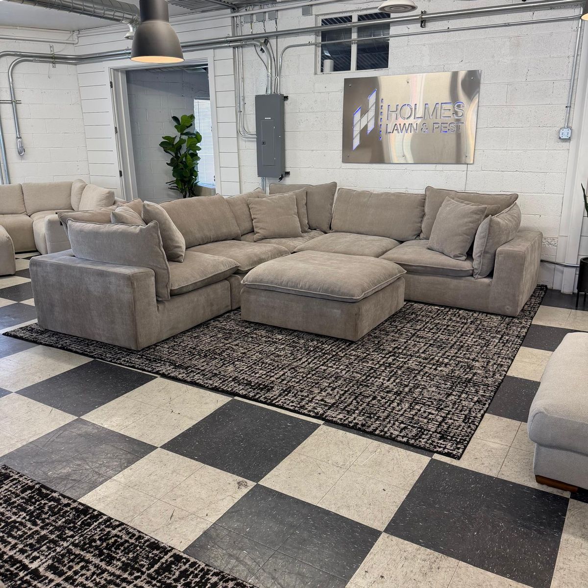 COSTCO SEREEN 6-PIECE FABRIC MODULAR SECTIONAL, CLOUD COUCH, TAUPE!!