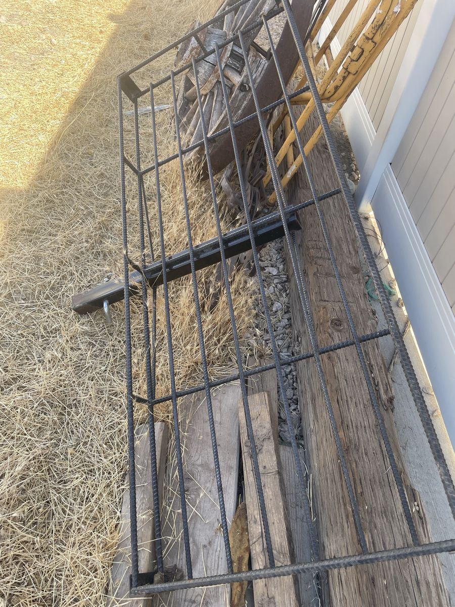 Hitch Carrier- Heavy Duty