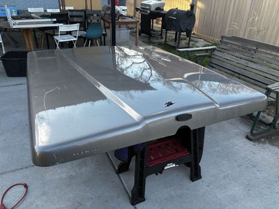 Fiberglass tonneau cover for frontier