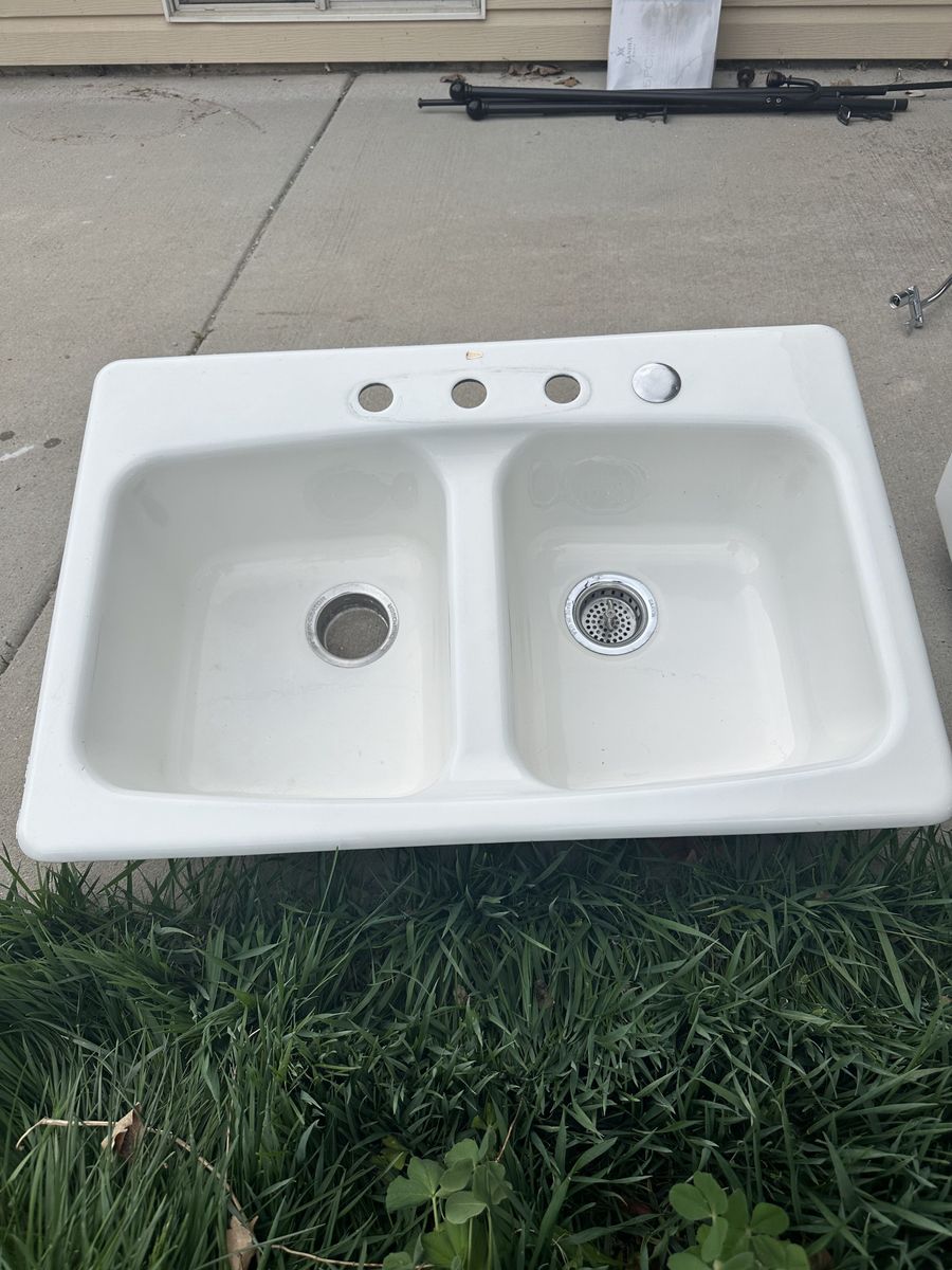 Kitchen sink for sale